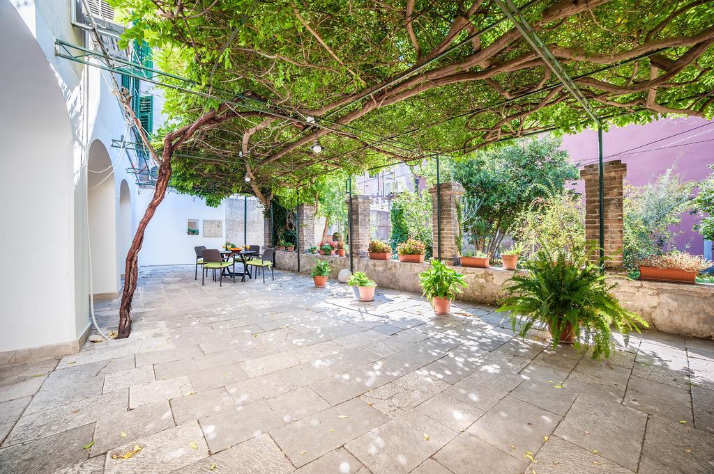 Apartment Heart Of The City Šibenik Kültér fotó